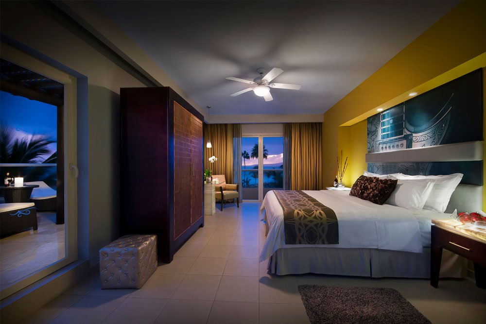 HRHVALLARTA-Rock-Suite-Platinum_